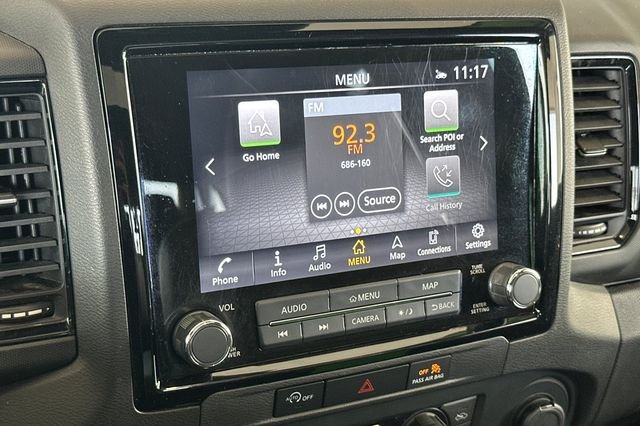 Used 2023 White Nissan PRO-4X image 17
