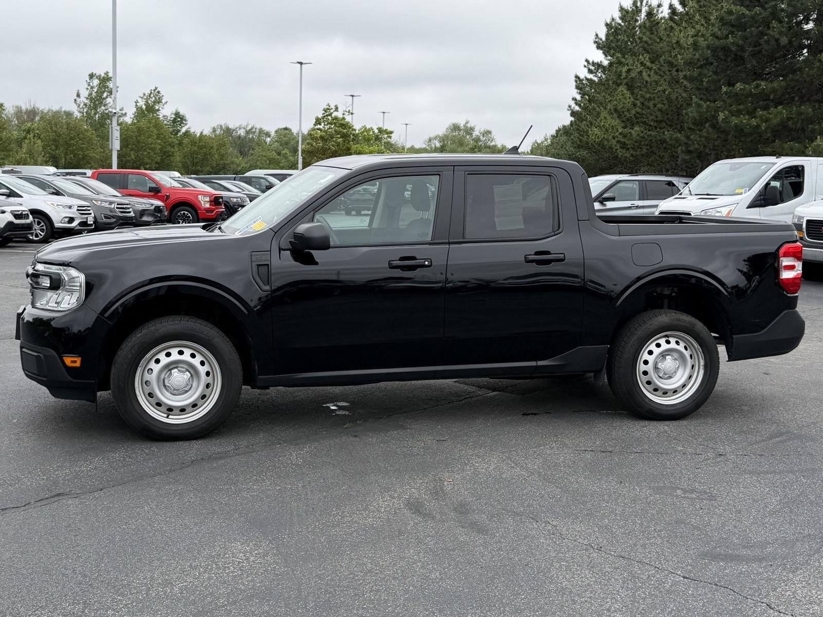 Used 2024 Shadow Black Ford XL image 4