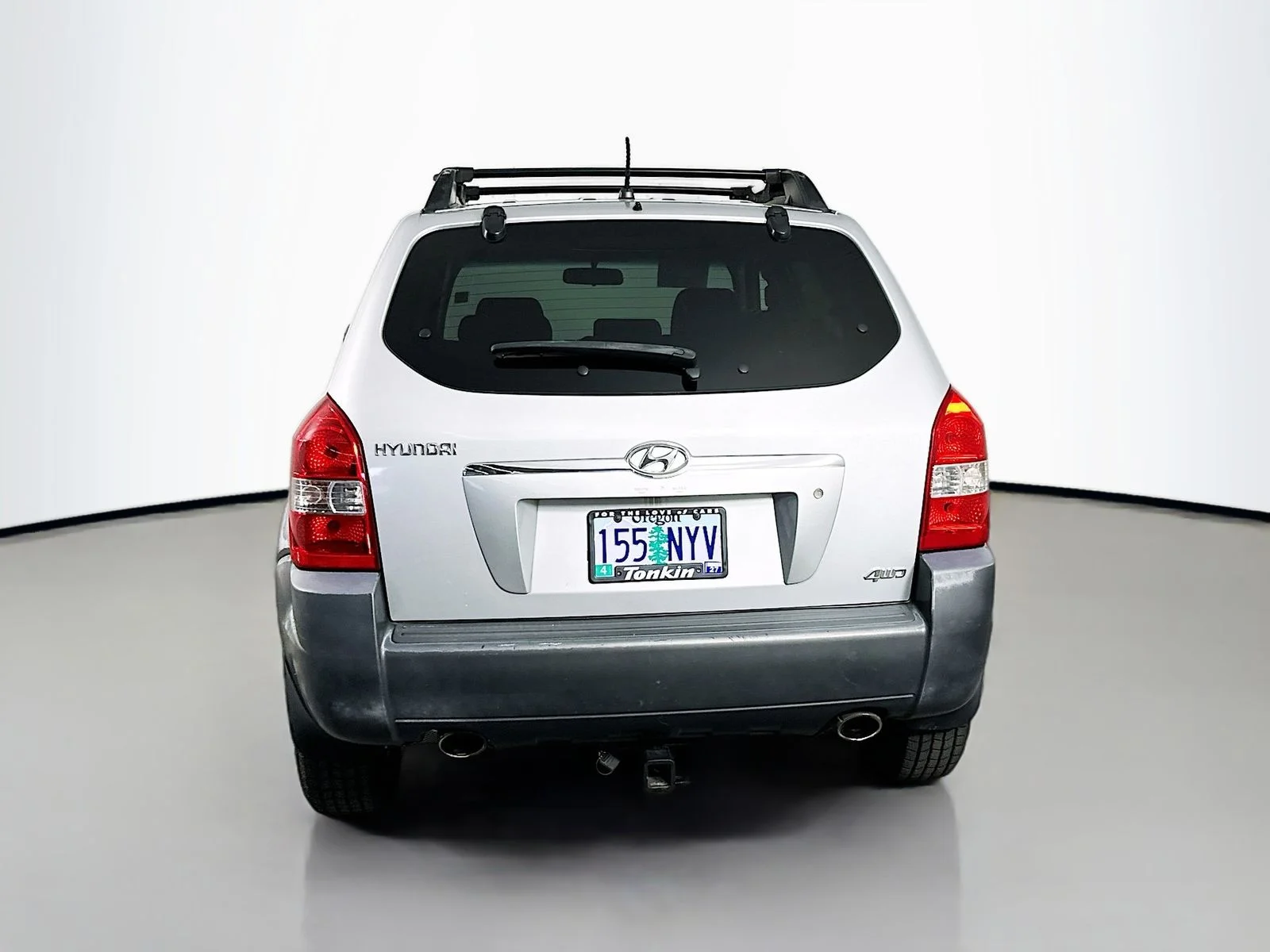 Used 2008 Silver Hyundai SE image 9