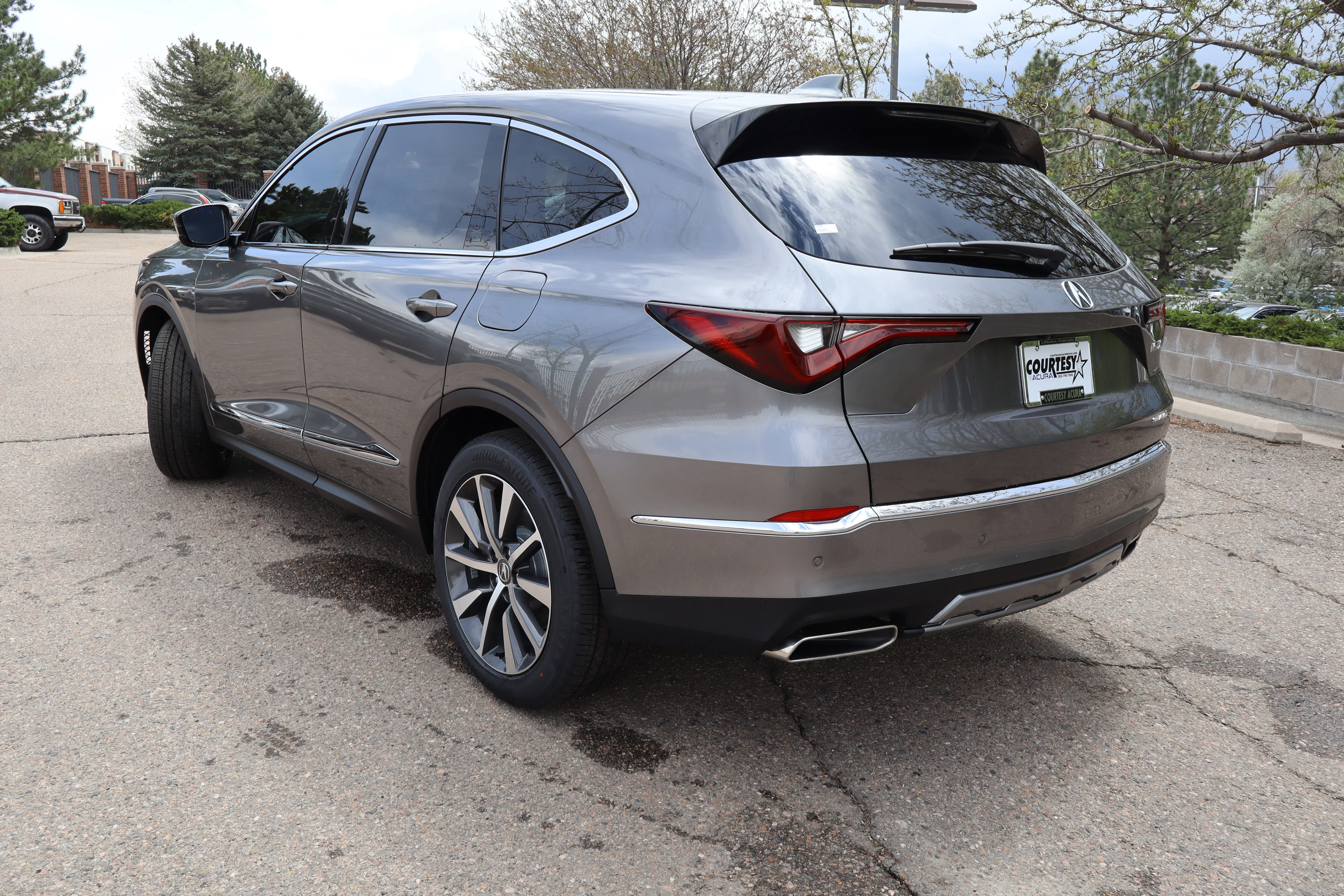 New 2026 Liquid Carbon Metallic Acura w/Technology Package image 4