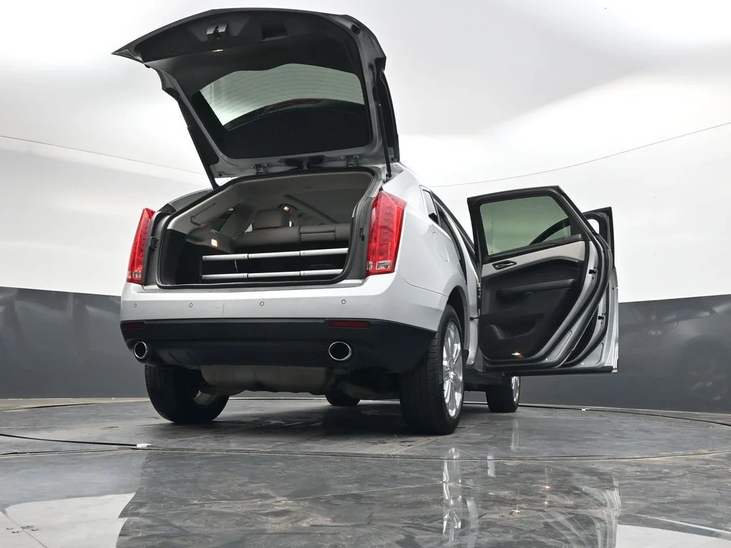 Used 2015 Radiant Silver Metallic Cadillac Performance image 35