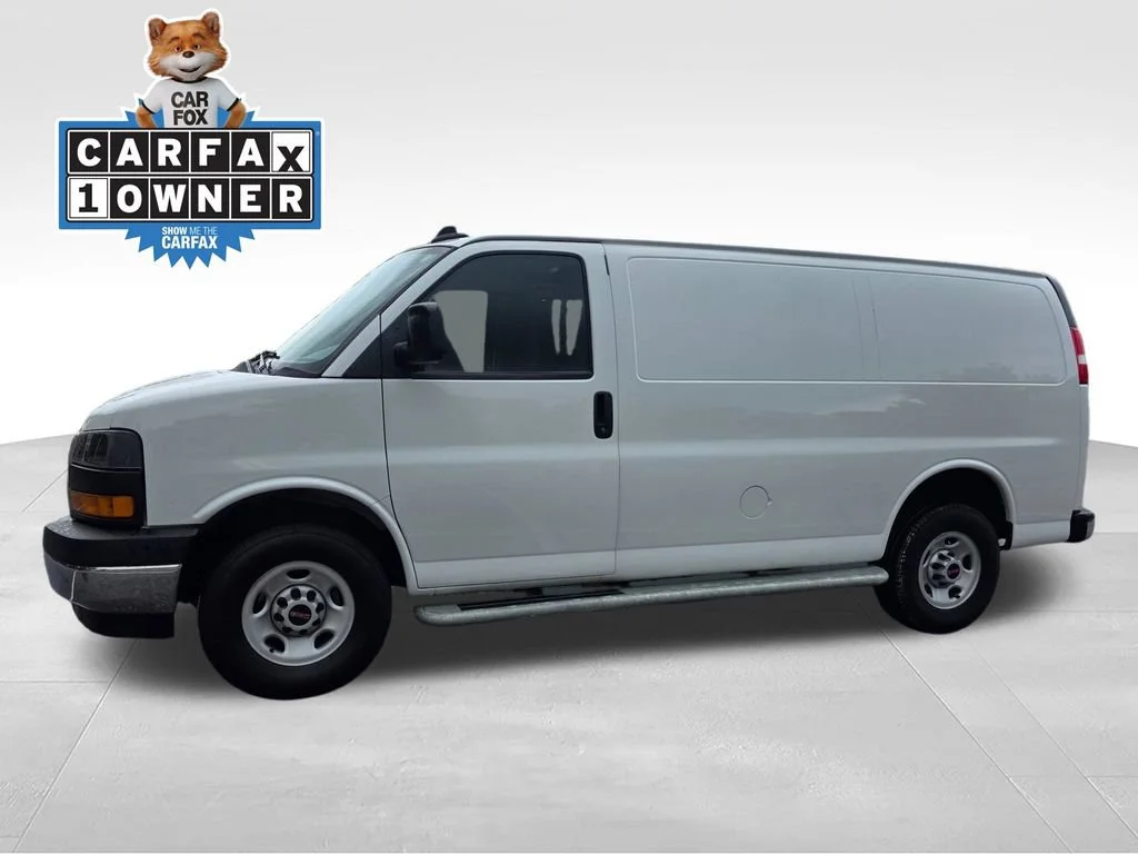 Used 2024 Summit White GMC Work Van image 3