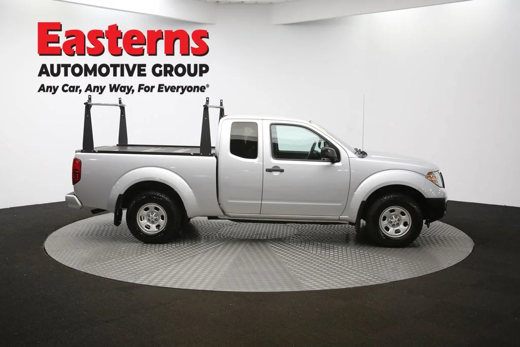 Used 2019 Silver Nissan S image 44
