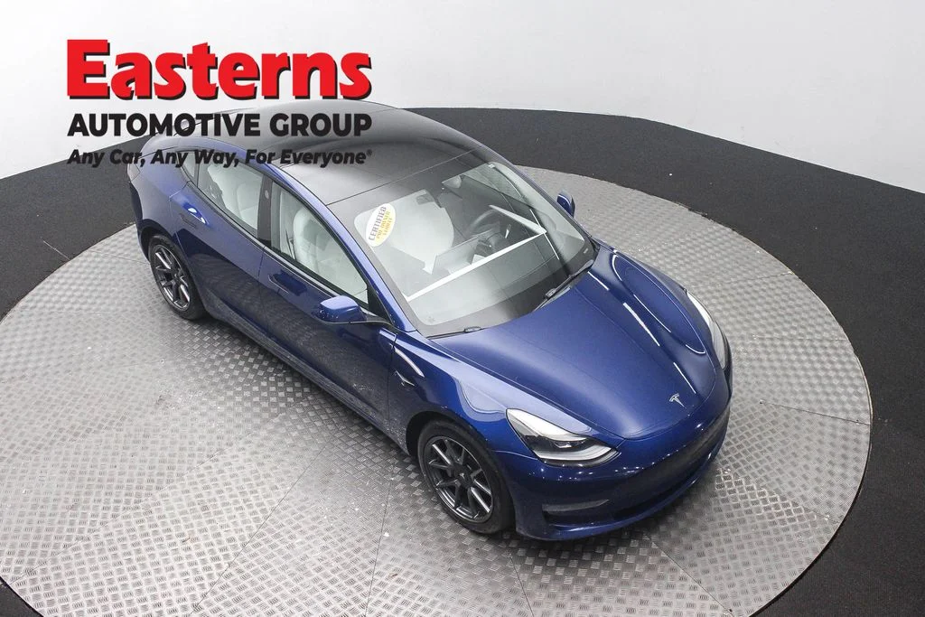 Used 2022 Blue Tesla Long Range image 3