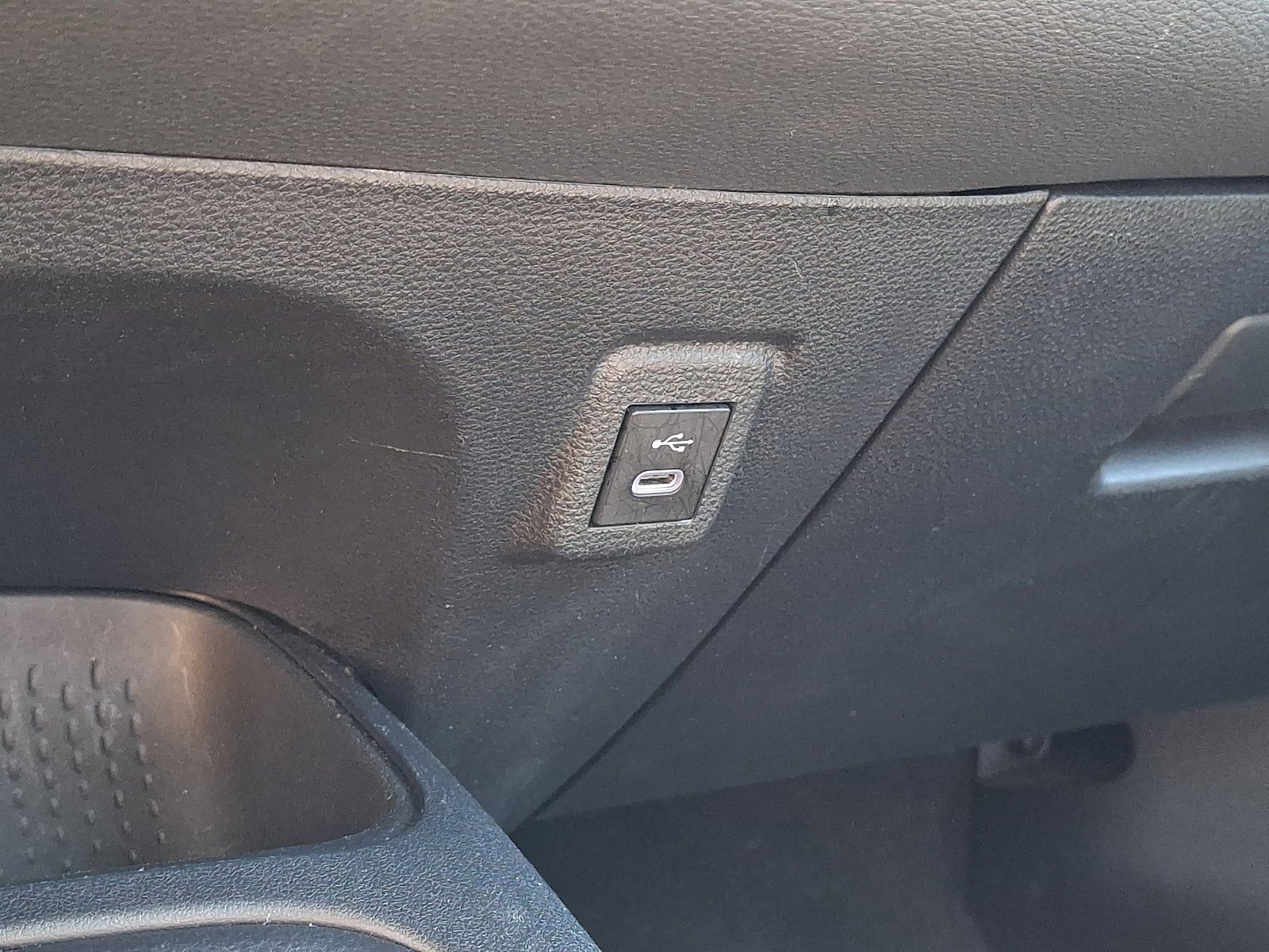 Used 2025 Midnight Black Metallic Toyota LE image 24