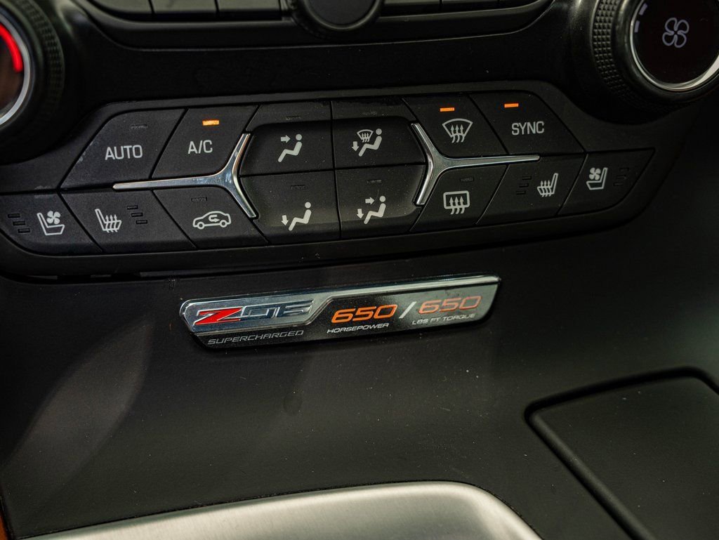 2015 Chevrolet Corvette Z06 - Photo 42