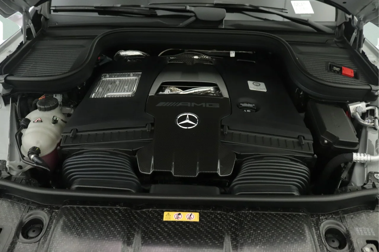 New 2026 MANUFAKTUR Alpine Grey Mercedes-Benz 63 S AMG® 4MATIC® image 10