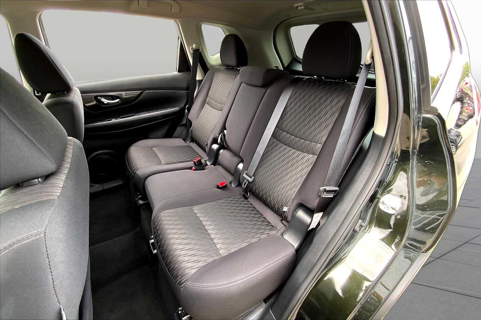 Used 2019 MIDNIGHT PINE M Nissan SV image 20