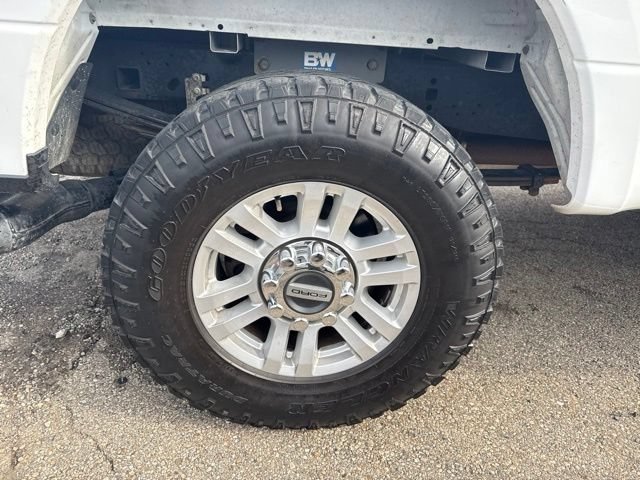 Used 2019 Oxford White Ford XLT image 6