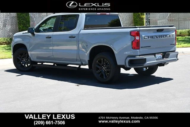 Used 2024 Gray Chevrolet Custom image 4