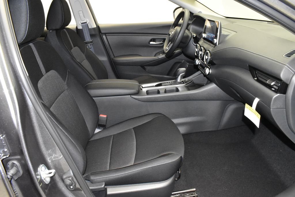2025 Nissan Sentra SV - Photo 23