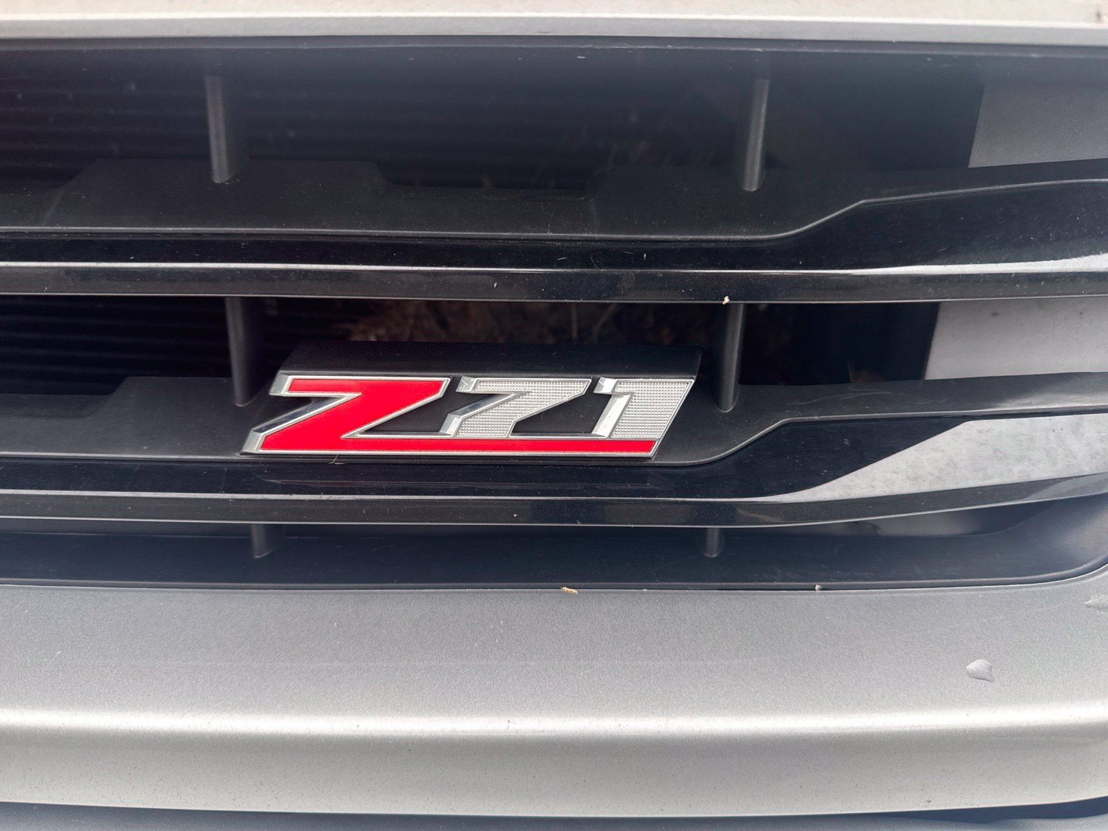 Used 2016 Silver Ice Metallic Chevrolet LT image 4