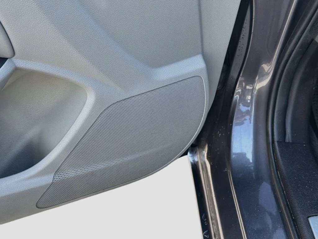 Used 2018  Acura 2.4L image 19