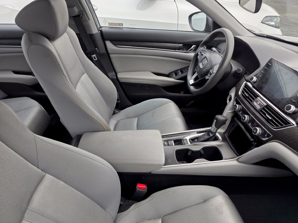 Certified Used 2019 Silver Metallic Honda EX image 5