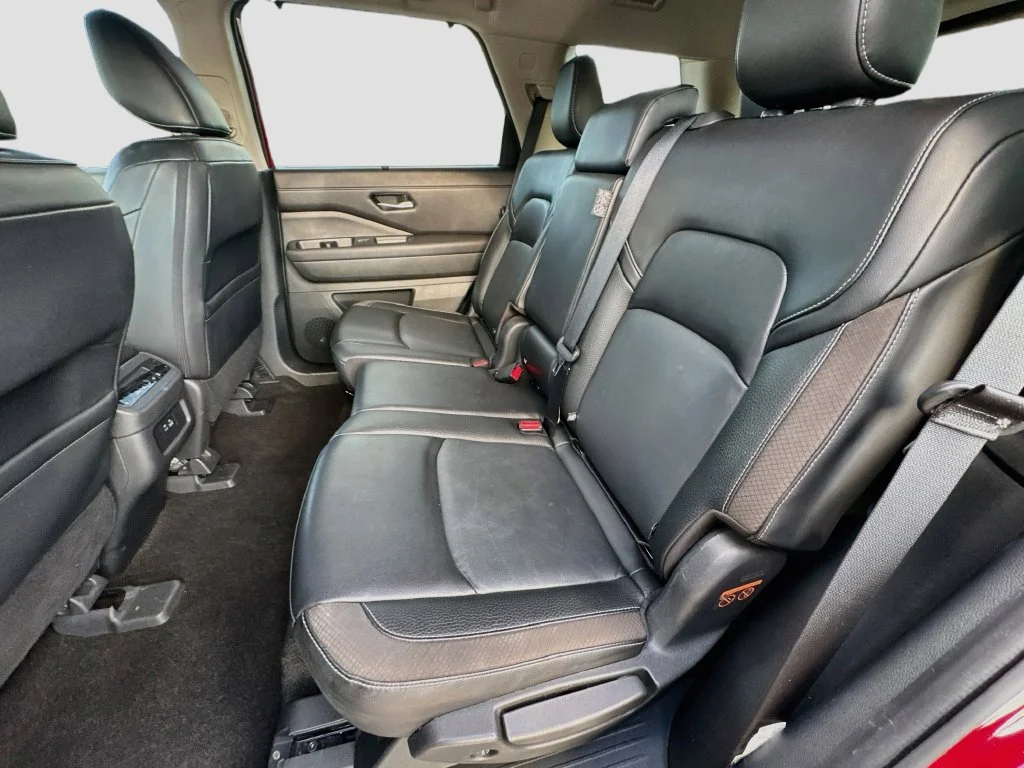 Used 2024 Red Nissan SL image 29