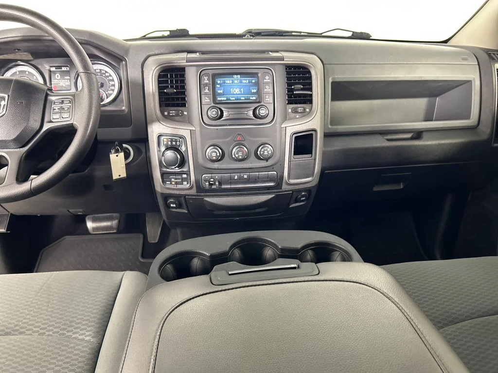 Used 2019 Gray Ram Express image 20