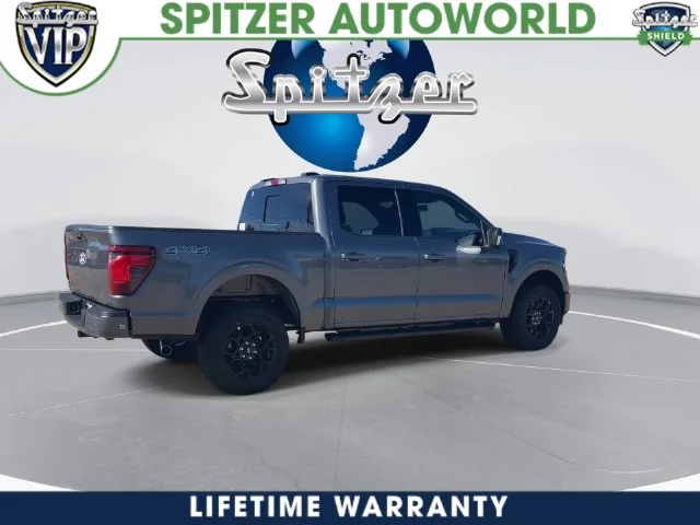 New 2026 Carbonized Gray Metallic Ford XLT image 15