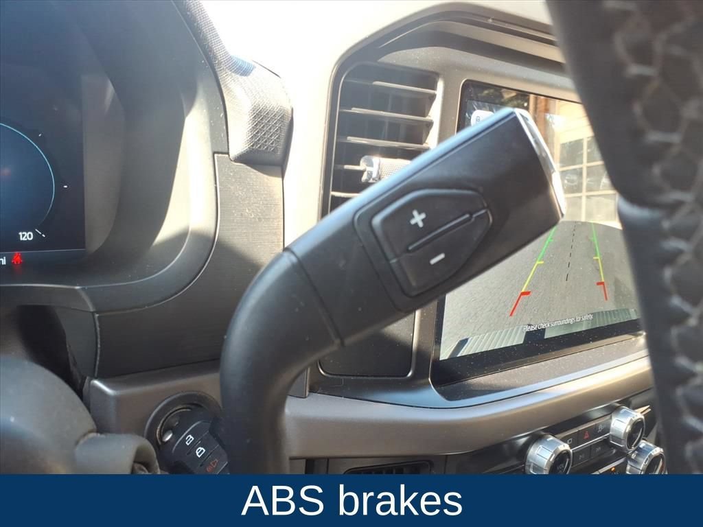 Used 2025 Gray Ford XLT image 10