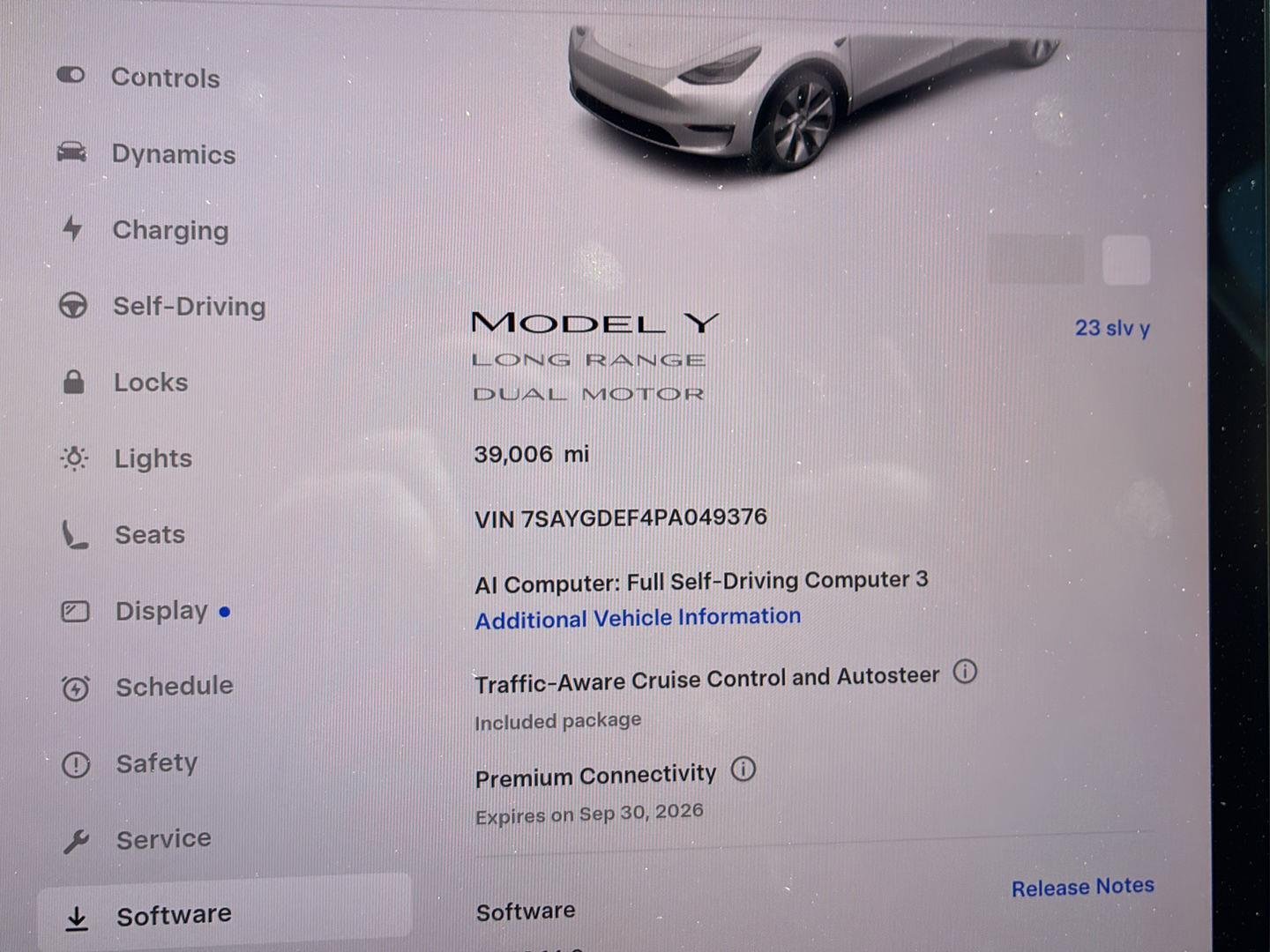 Used 2023 WHIT Tesla Performance image 2