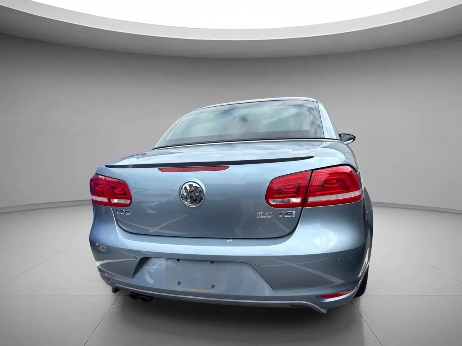 Used 2012 Horizon Blue Metallic Volkswagen Executive image 13