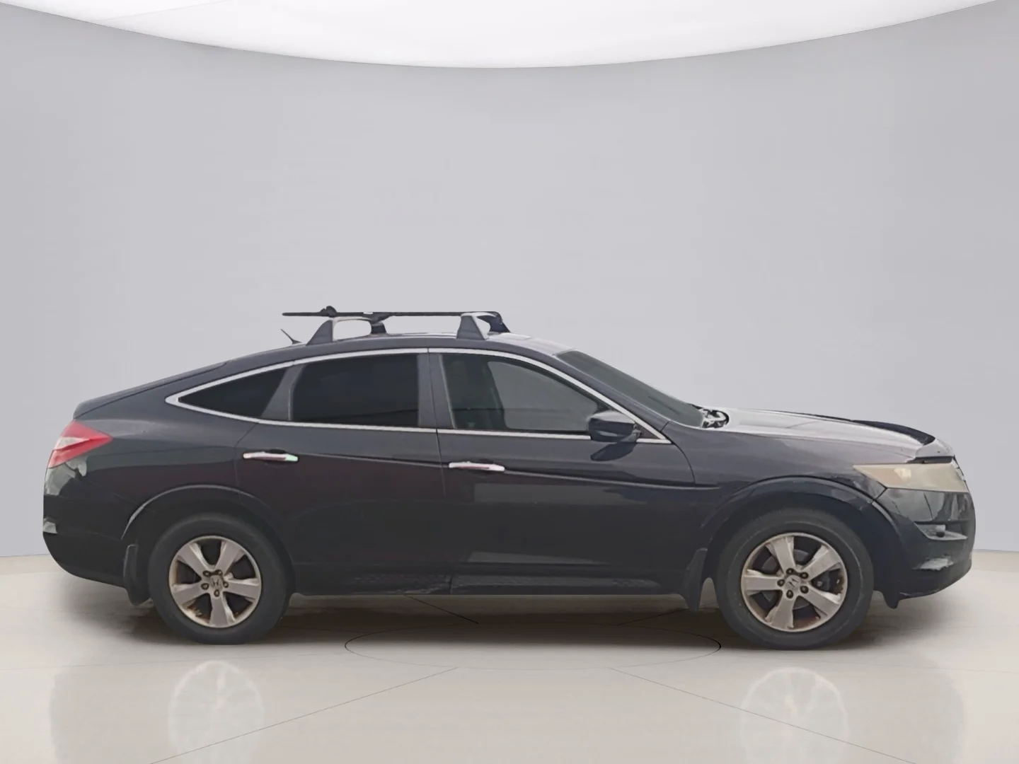 Used 2010 Black Honda CROSSTOUR image 6