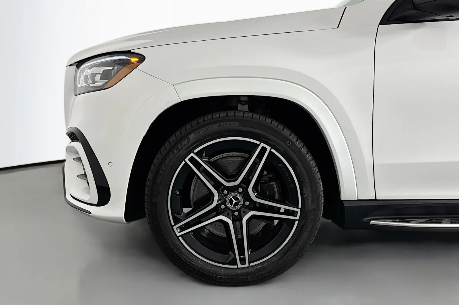 Certified Used 2024 Polar White Mercedes-Benz 450 image 10