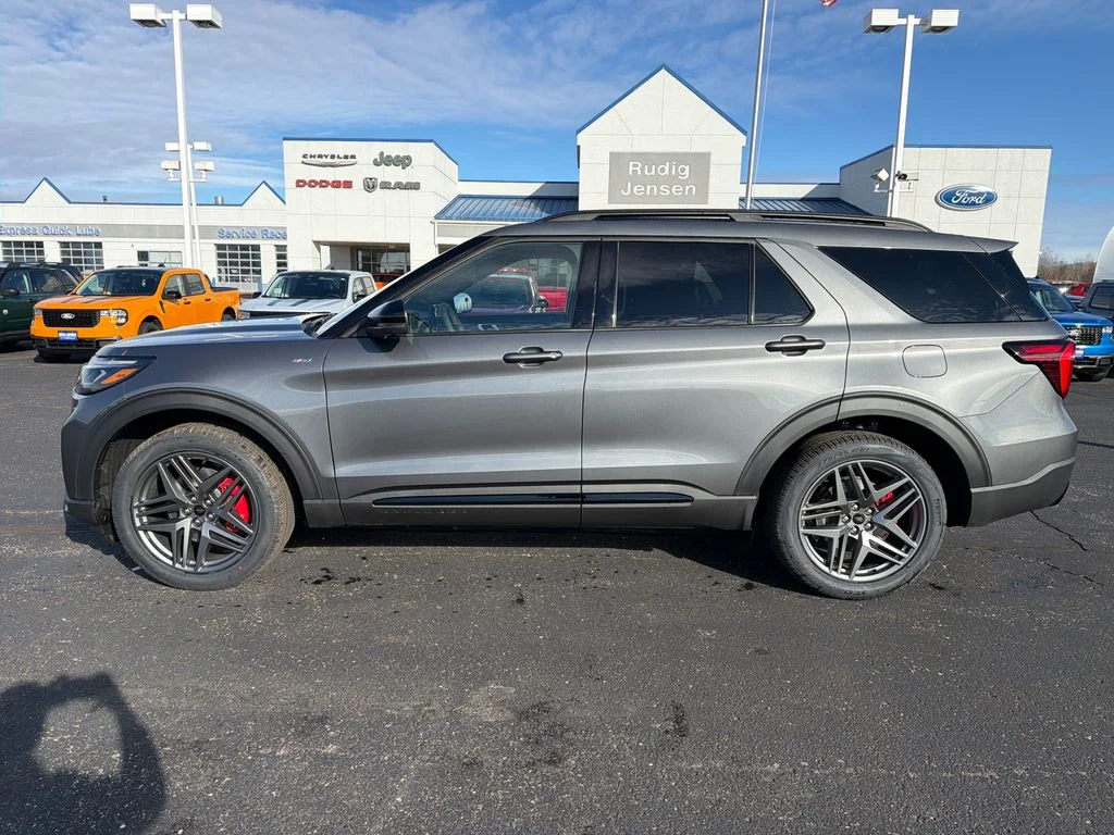 New 2026 Gray Ford ST-Line image 2