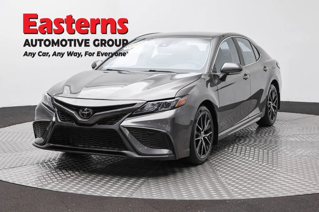 Used 2024 Gray Toyota SE image 1
