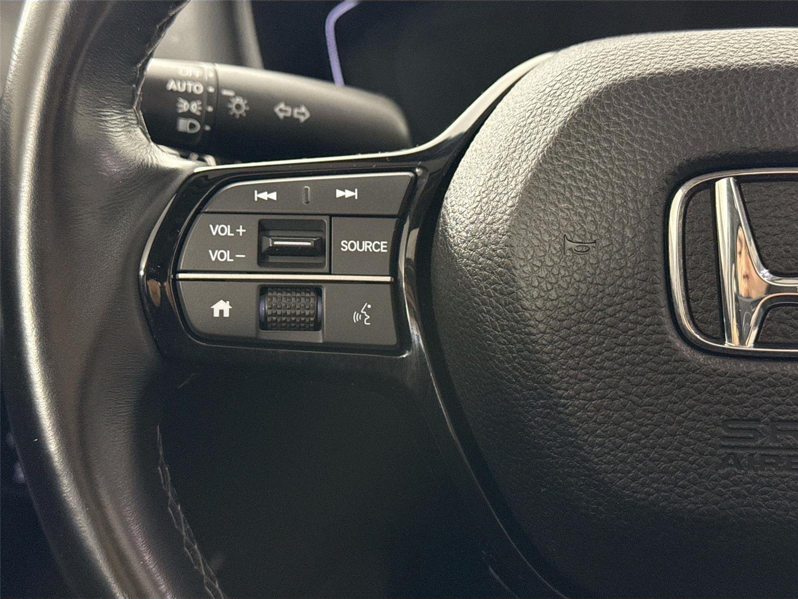 Used 2022 Crystal Black Pearl Honda EX image 16