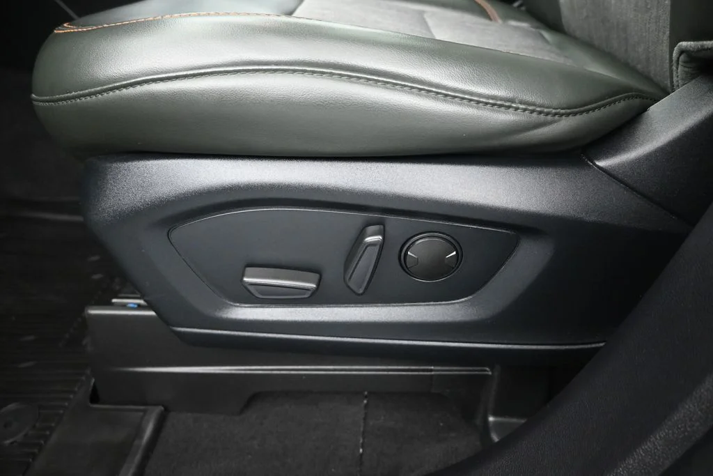 Used 2022 White Ford Timberline image 20