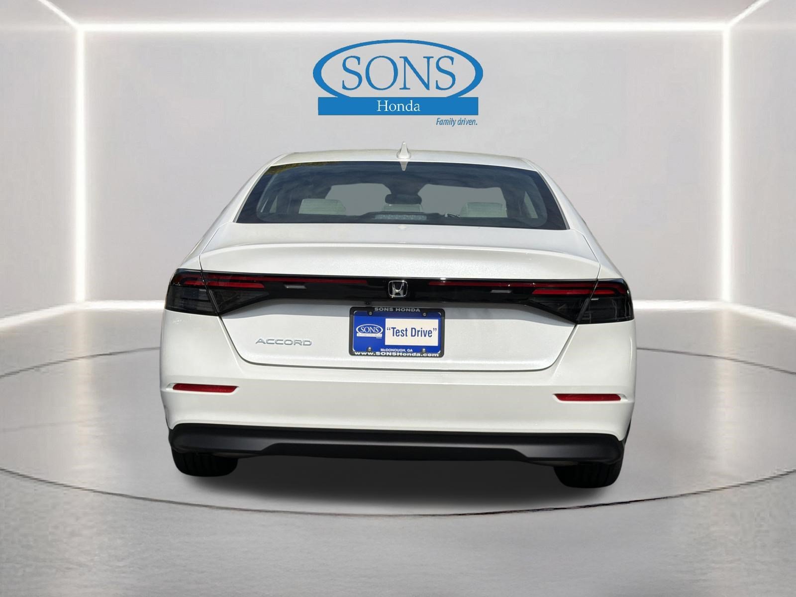 New 2026 Platinum White Pearl Honda LX image 19
