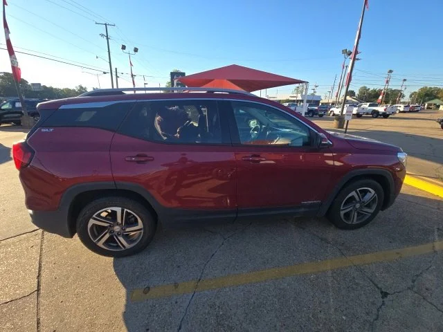Used 2020 Quartz GMC SLT image 3
