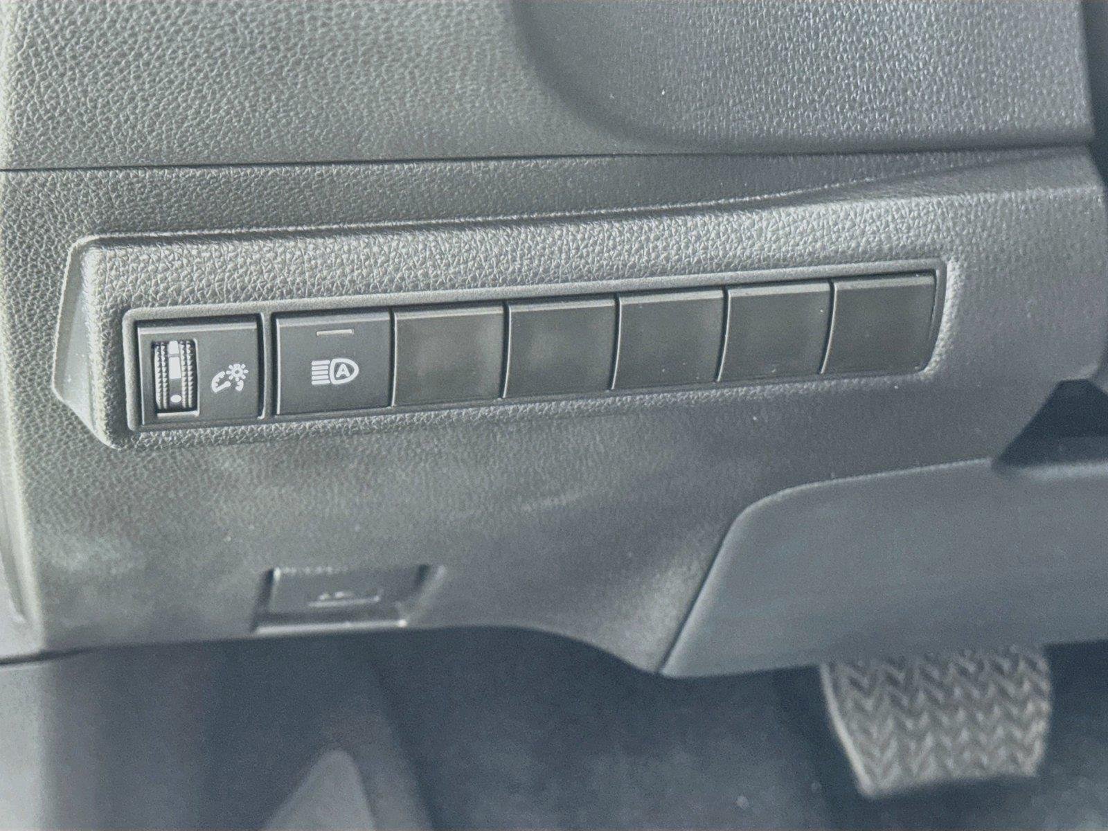Used 2025 Wind Chill Pearl Toyota LE image 10