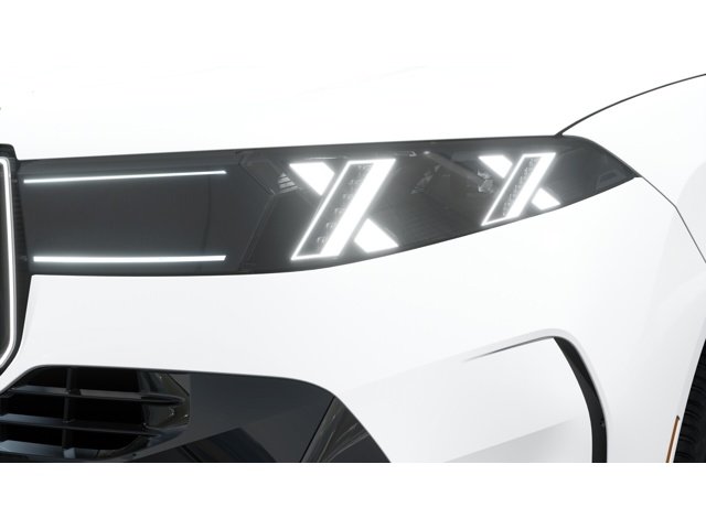 New 2027 Alpine White BMW  image 6