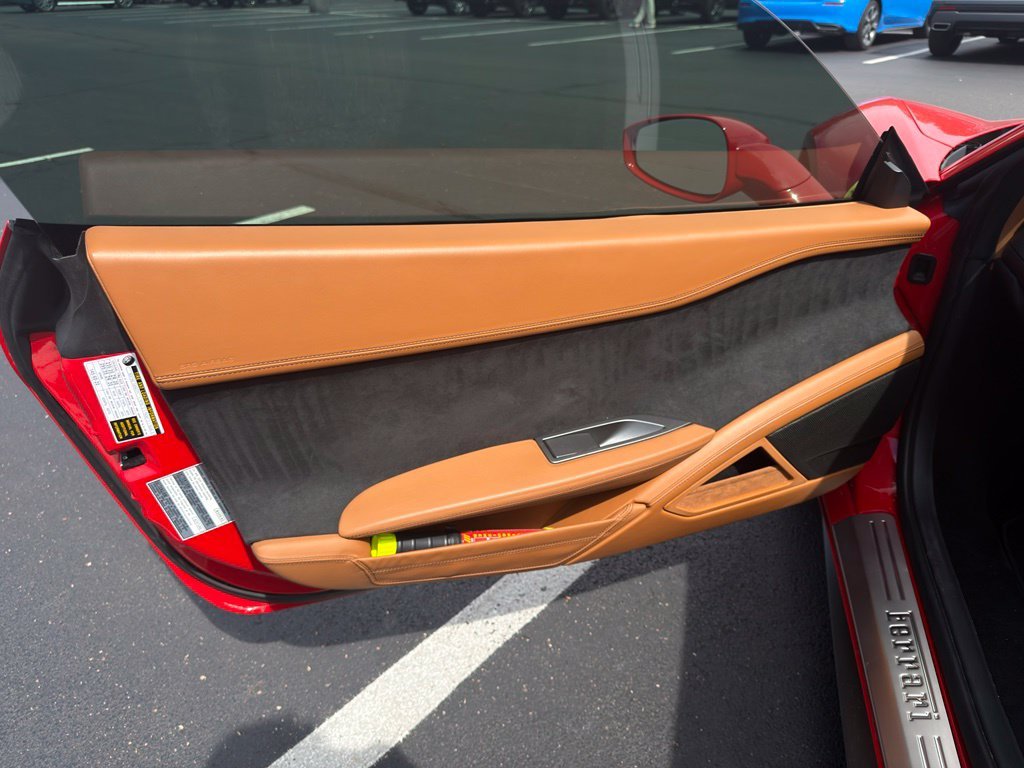Used 2011 Red Ferrari Base image 17