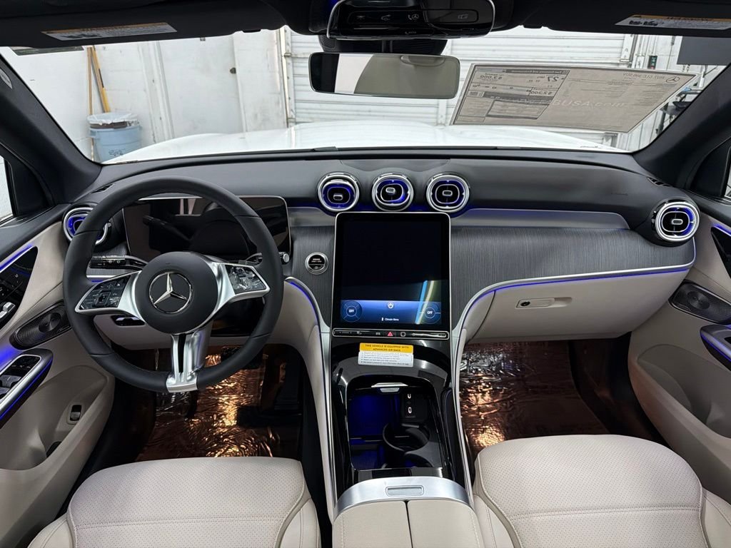 New 2027 Polar White Mercedes-Benz GLC 300 image 26