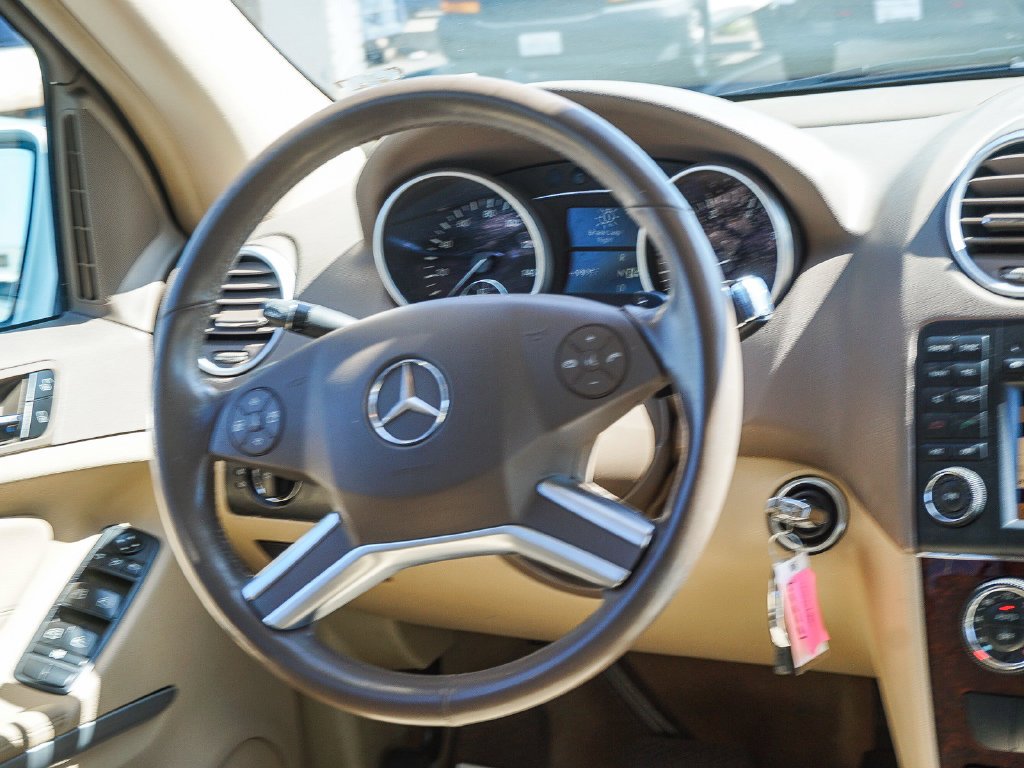 Used 2010 Arctic White Mercedes-Benz ML 350 image 16