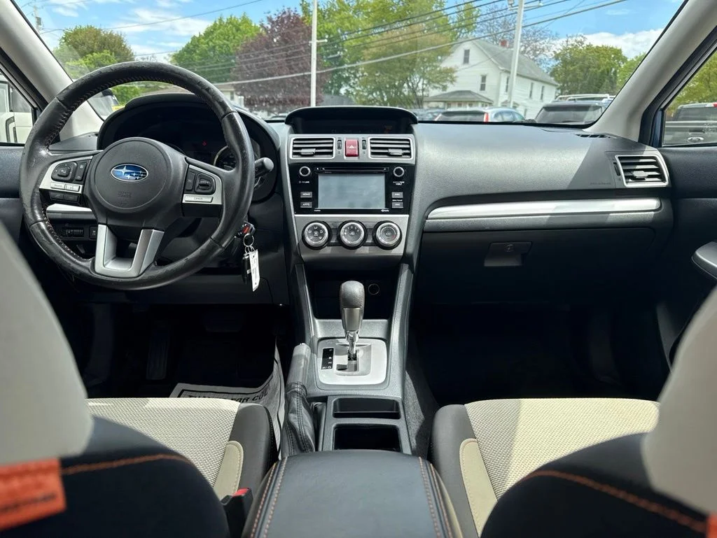 Used 2016 Blue Subaru 2.0i Premium image 17