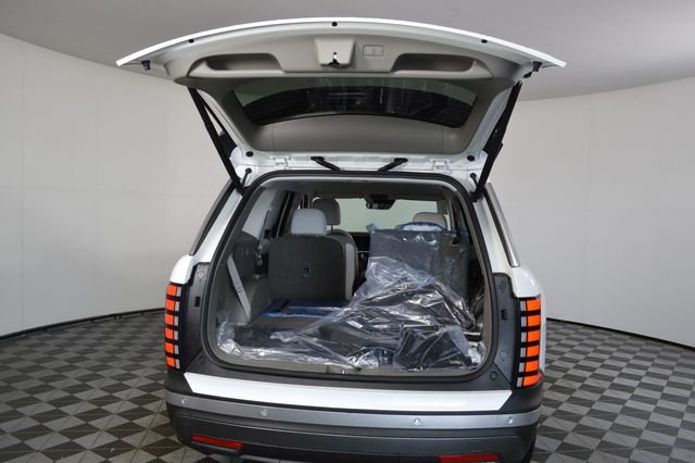 New 2026 White Hyundai SEL 7P image 23
