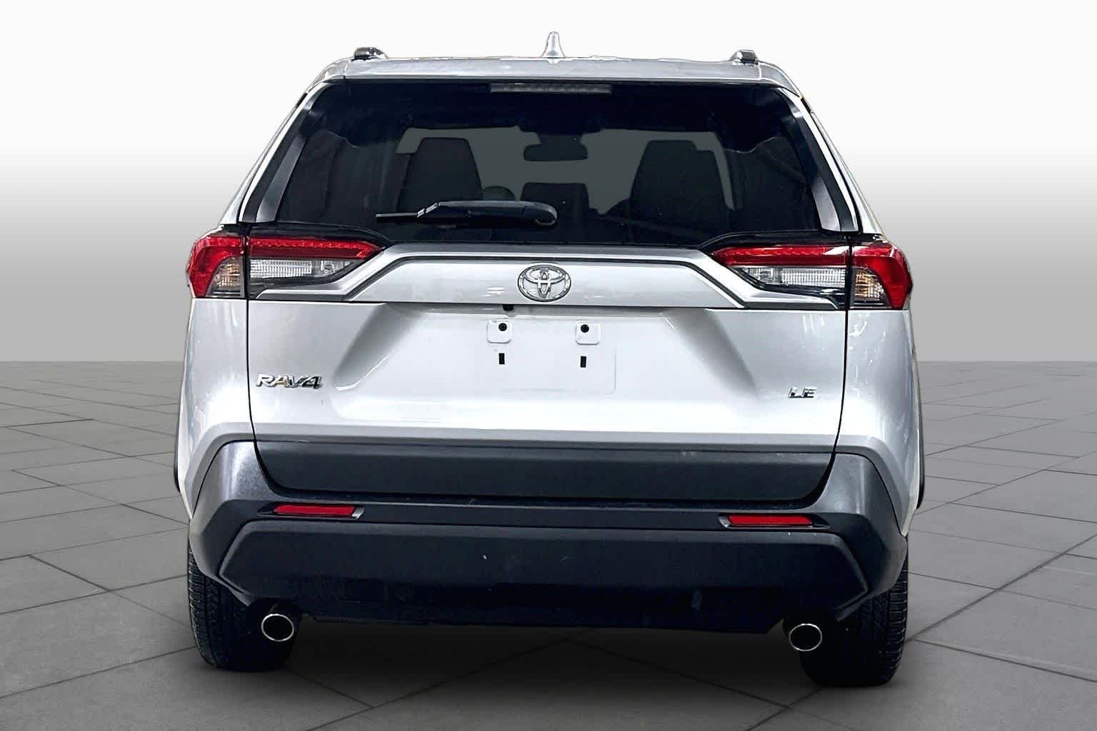 Used 2021 Silver Sky Metallic Toyota LE image 5