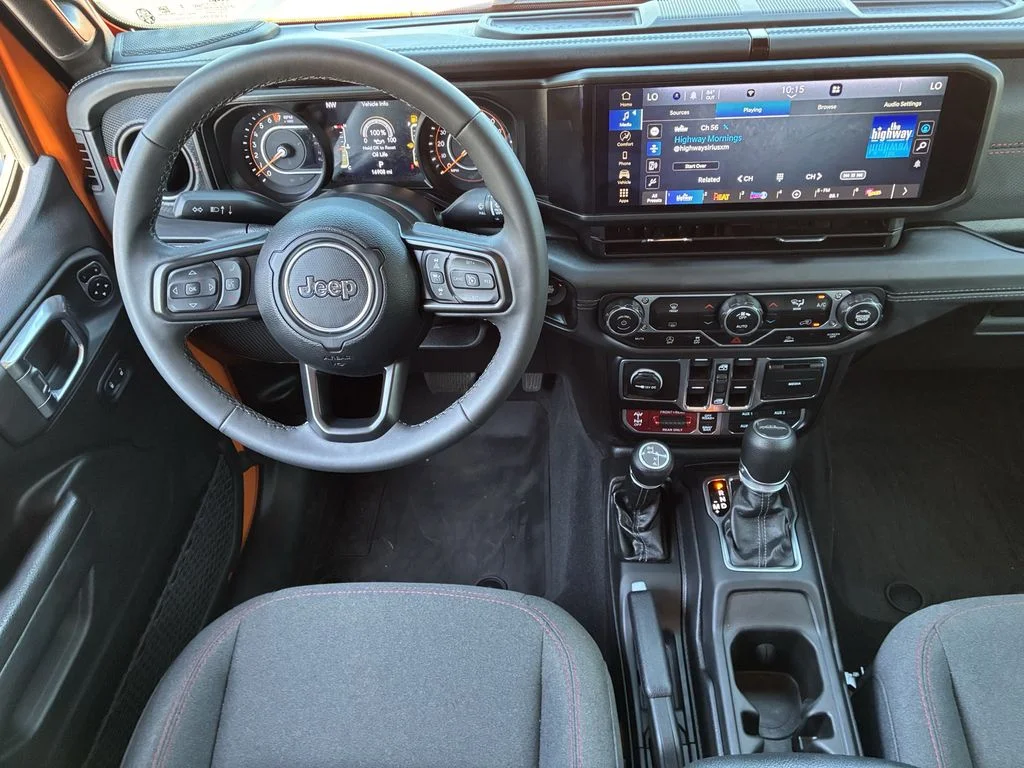 Used 2025 Orange Jeep Rubicon image 3