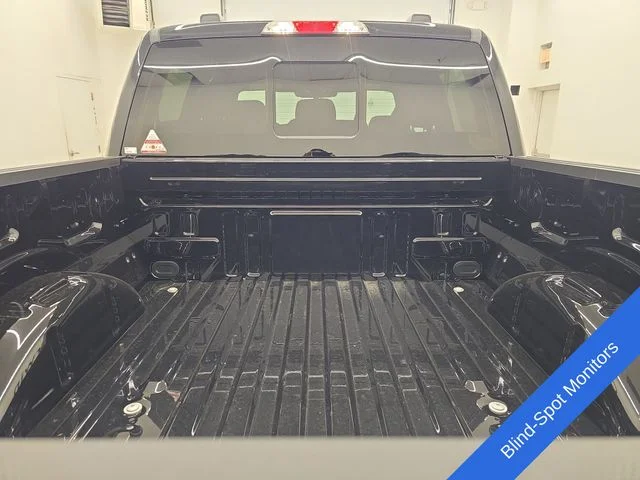 New 2026 Agate Black Metallic Ford XLT image 17