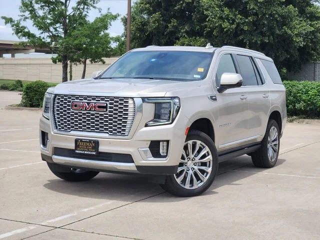 2021 GMC Yukon 4WD Denali's photo