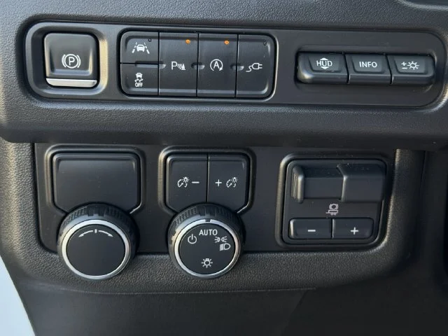 Certified Used 2021 SUMMIT WHITE Chevrolet Premier image 27