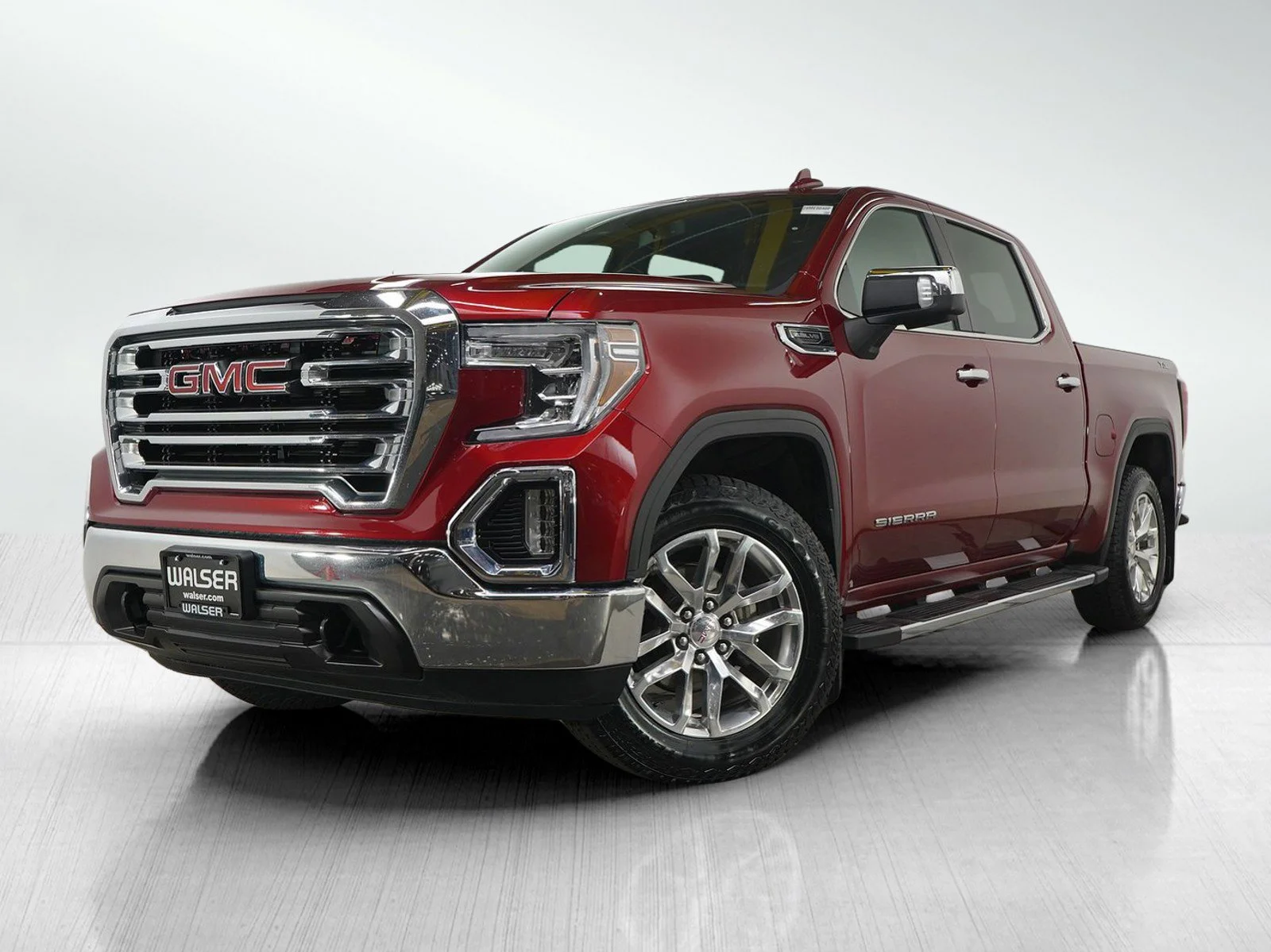 2022 GMC Sierra SLT 4WD Crew Cab Short Box's photo