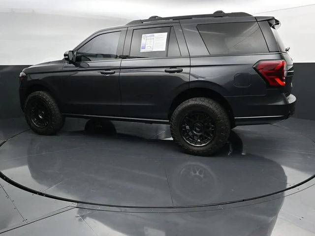 Used 2024 Gray Ford Limited image 5
