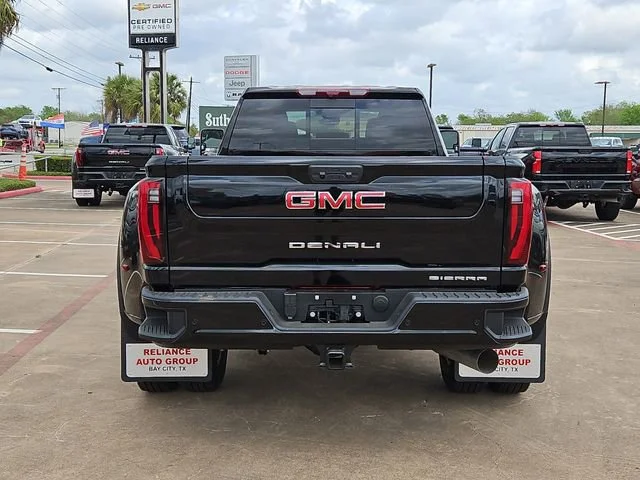 2026 GMC Sierra 3500HD Denali - Photo 6