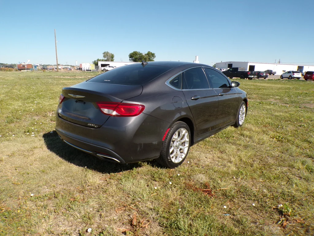 Used 2015 Granite Crystal Metallic Clearcoat Chrysler C image 5