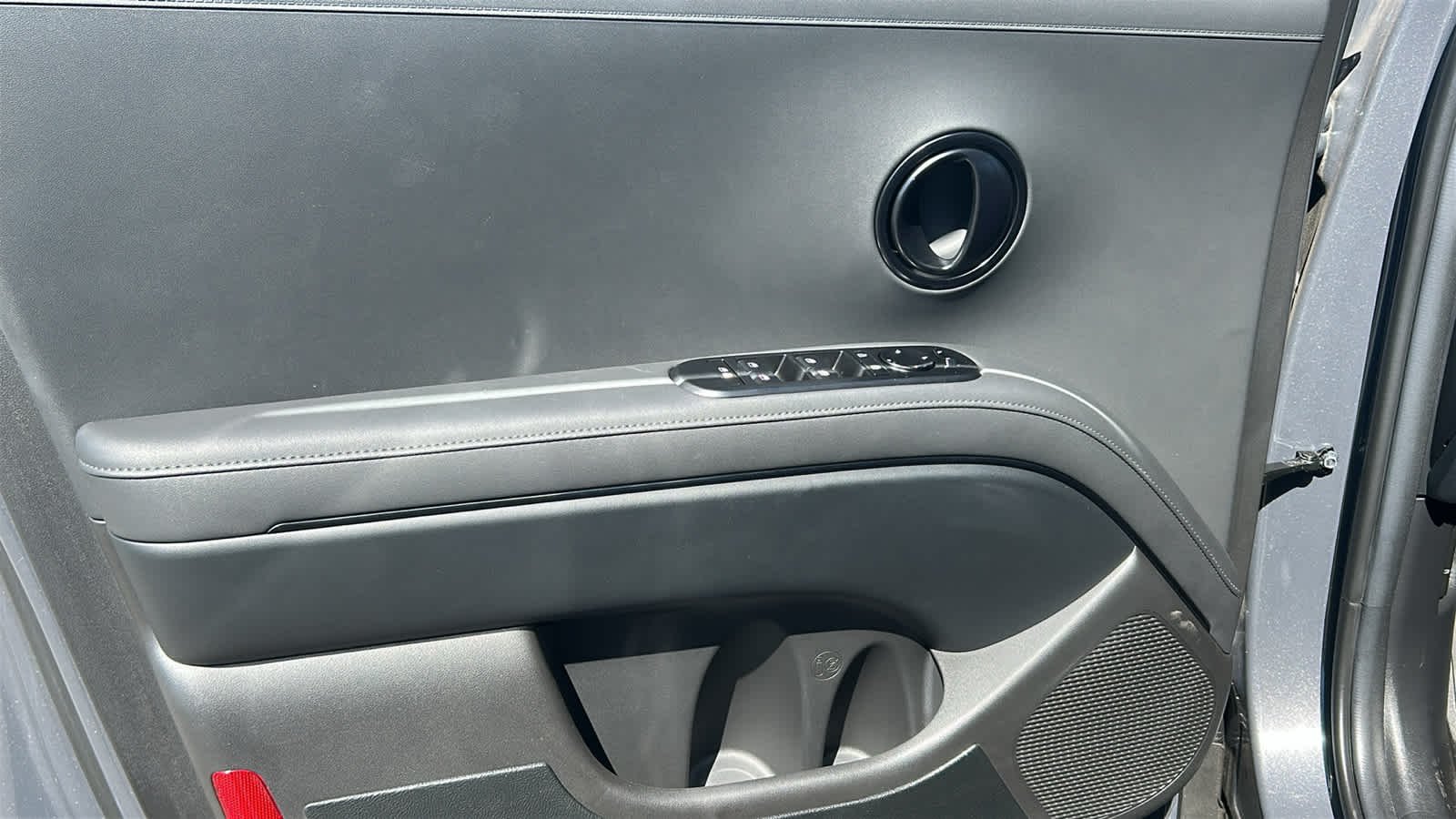 New 2026 Ecotronic Gray Pearl Hyundai XRT Pro image 23
