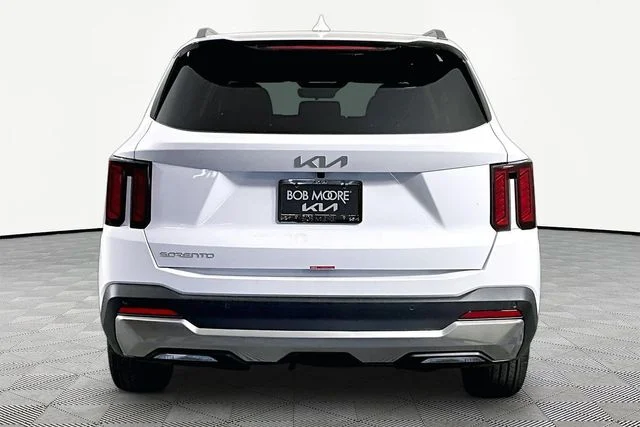 New 2026 White Kia S image 5